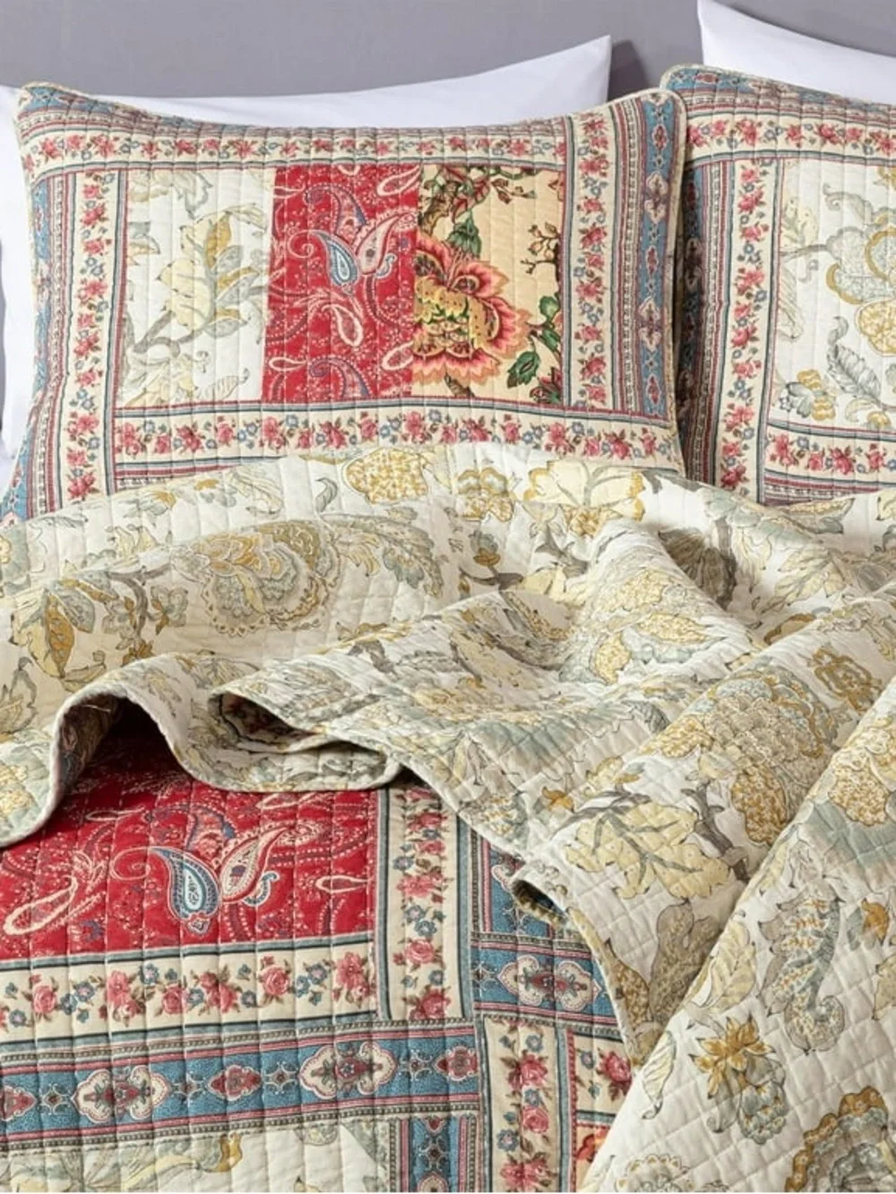 Vintage Patchwork oversized king 3 piece Floral Quilt Set 100% cotton